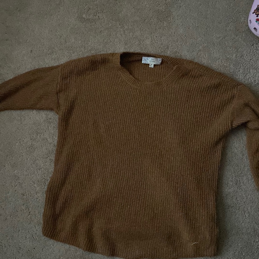 Brown sweater